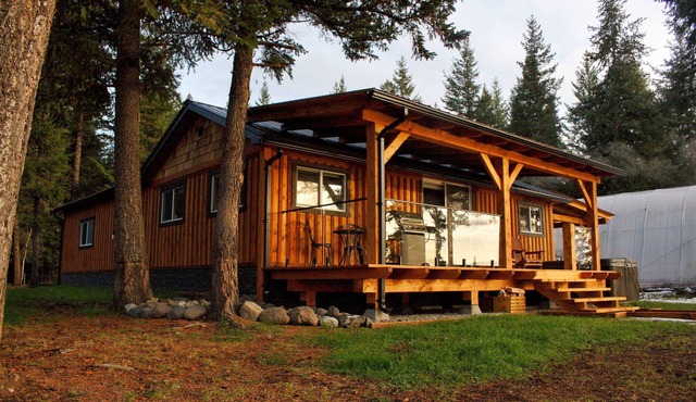 Ultimate Private Lake Hideaway with Hot Tub