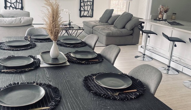 Ultra modern industrial contemporary 5min drive to the beach&🌎 famous dune road