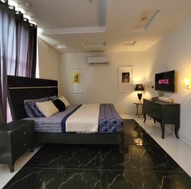 Ultra muse Studio Apartment