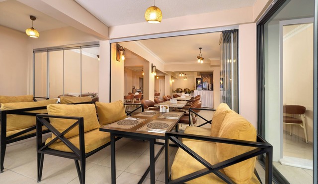 Ulubat Castle Hotel
