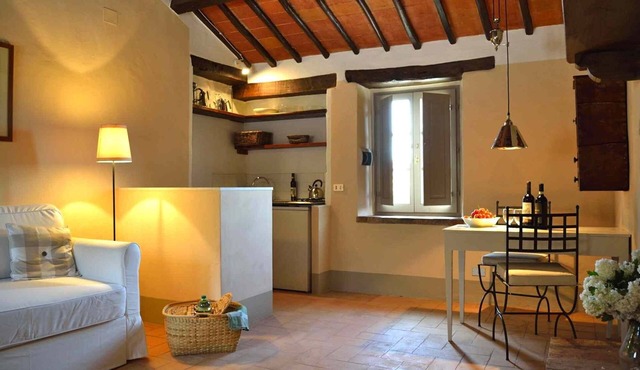 Umbria -Charming apartment at Castello di Montegiove