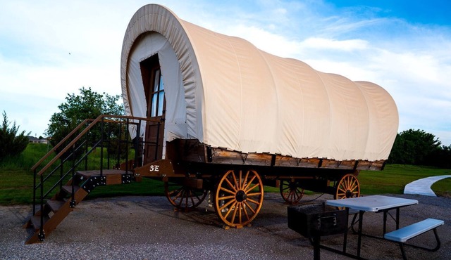 Unforgettable Glamping Getaways in this Covered Wagon in Moore, Oklahoma
