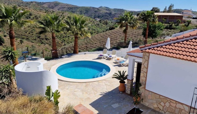 Unique 2 Bed 2 Bath Villa near Sedella. Stunning views & heatable pool.