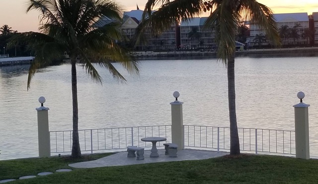 Unique and tranquil Our Bahama Paradise waterfront getaway.