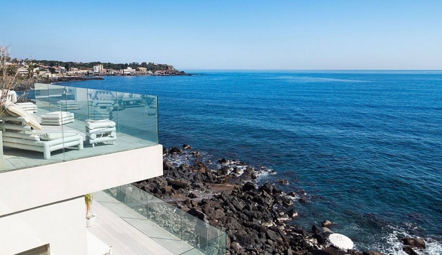 Unique Apartment with Panoramic Terrace and Hammam