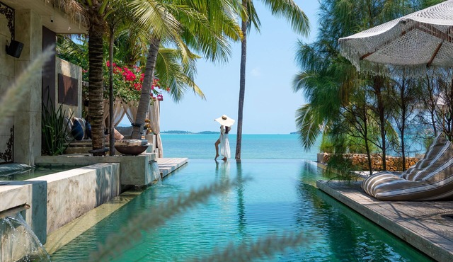Unique Beachfront Mansion in Koh Samui top location