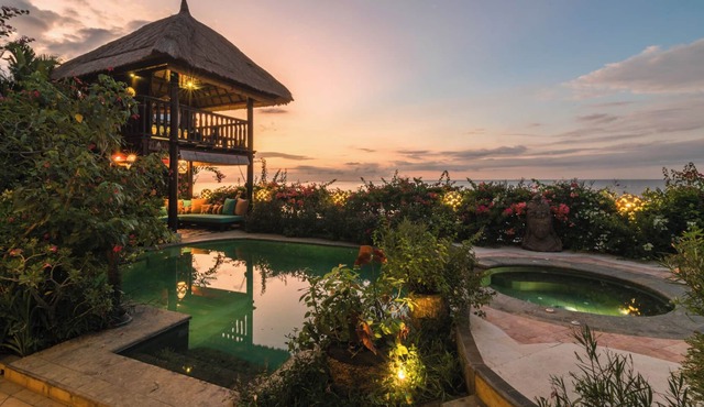 Unique & Beautiful Bohemian Style Beachfront Villa