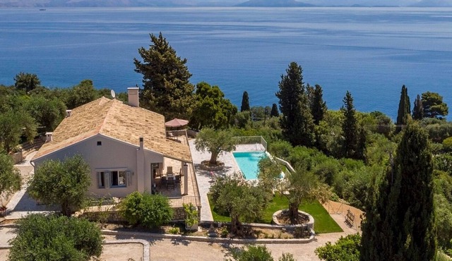 Unique & Beautifully Restored Villa, A/C, Private Infinity Pool, Fitness Room & Magical Sea Views!