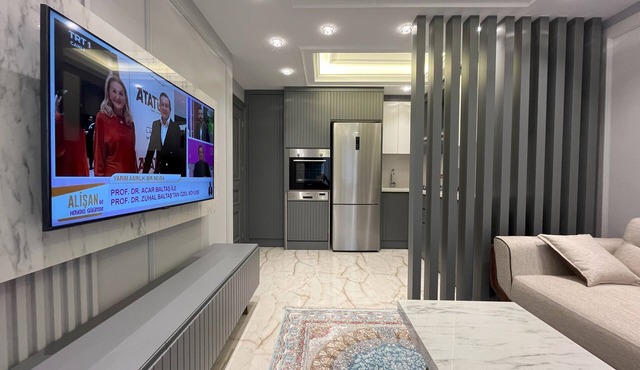 Unique Design Living Space next to ISTANBUL Fisekhane & Marmaray Metro Station