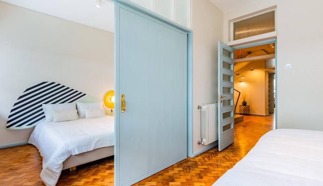 UNIQUE DUPLEX PENTHOUSE & FREE PARKING