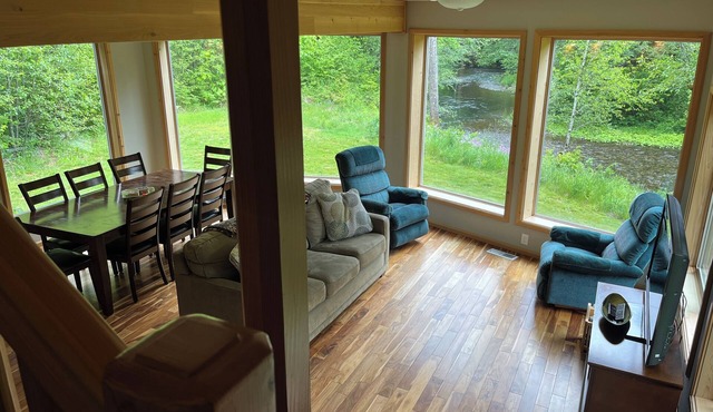 Unique Home in Willard, Wa. 40 acres, 50 feet from Little White Salmon River