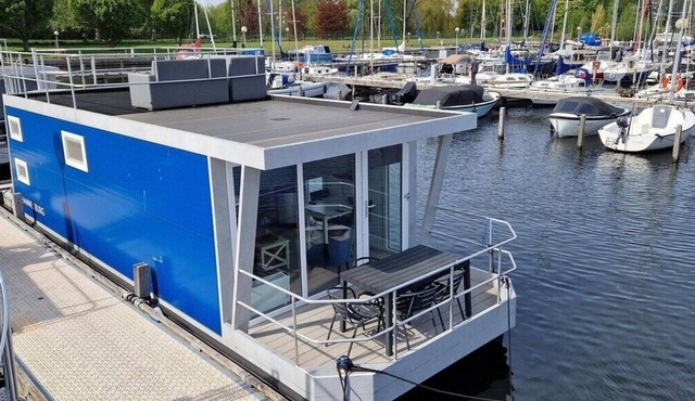 Unique Houseboat near Amsterdam (20 min)