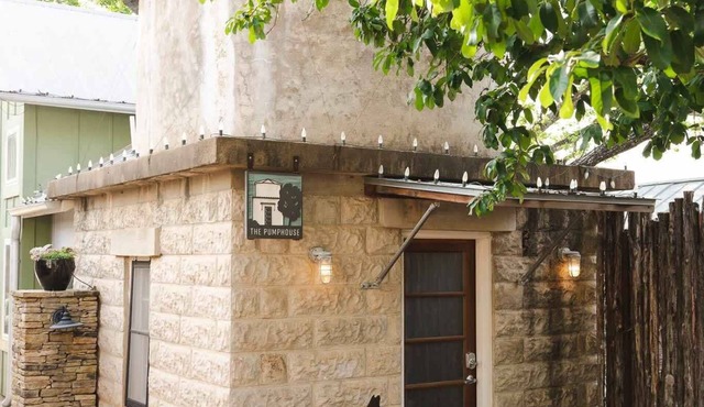 Unique Limestone Pumphouse + Private Hot Tub