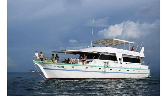 Unique liveaboard experience in Maldives, AIl Incl