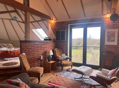 Unique luxury self-contained oast apartment
