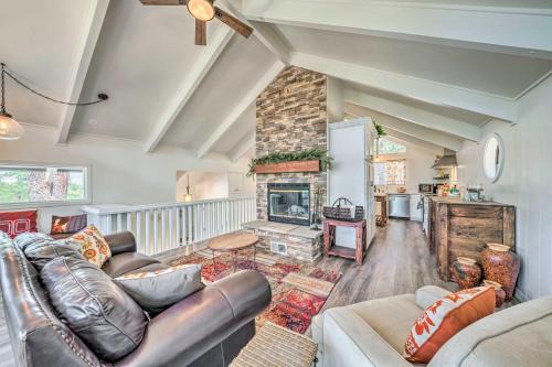 Unique & Modern Alto Home w/Private Hot Tub!