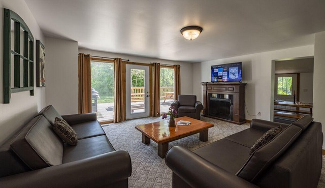 Unique Private Cottage, PrivateBeachAccess, BBQ,HT