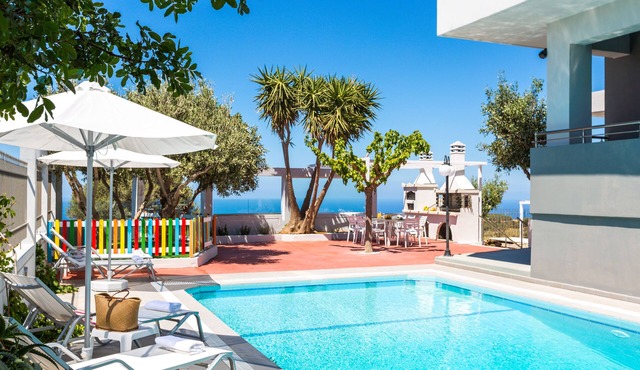 Unique Sea View - Sunset with Full Privacy!Bedrooms with en-suite bathrooms-GYM