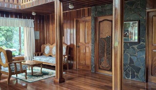 Unique, spacious, and comfortable Chalet in ideal Monteverde location.