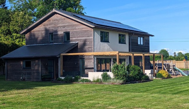 Unique, Spacious, Self-Built Eco Home with huge garden and movie room