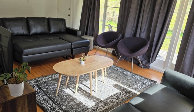 Unique sunny space in natural setting. A lovely house & private access to river.