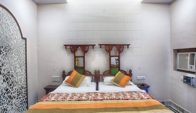 Unique Theme Private Room