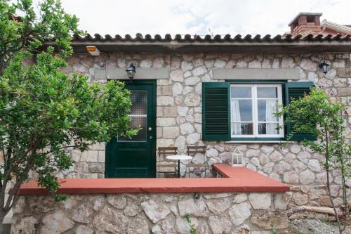 unique villa in acropolis area