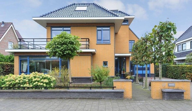 Unique Villa, with all sights are nearby.