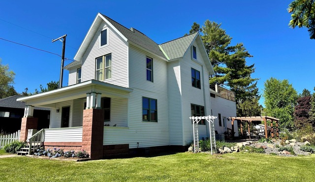 Uniquely Elegant 3 Bdrm Home near Lake Superior