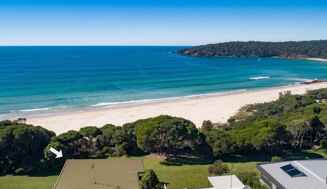 Unit 3. Beachside Units.(3 Bedroom 2 Bathroom)