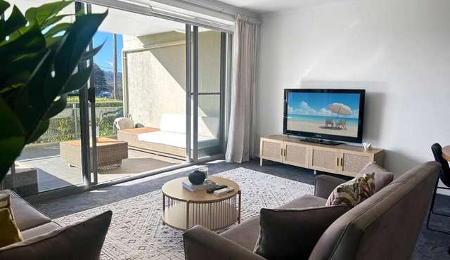 Unit 5 - Avoca Palms Resort - 3 bedroom apartment