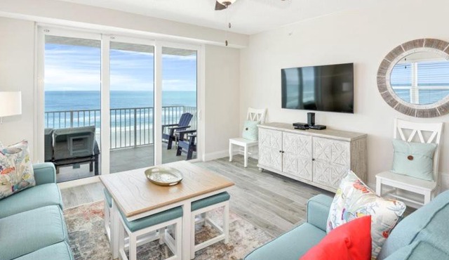 Unit 702 Aruba - 4 Bedroom Ocean Front