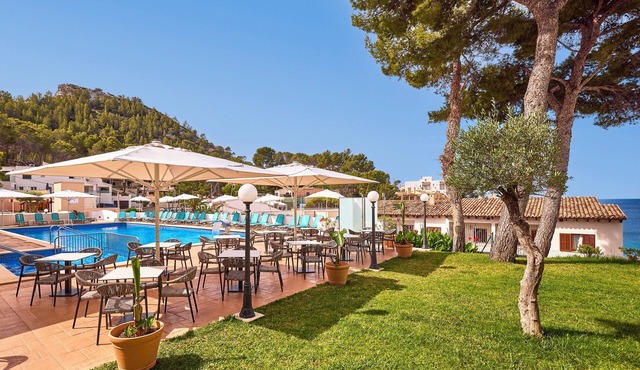 Universal Aparthotel Don Camilo