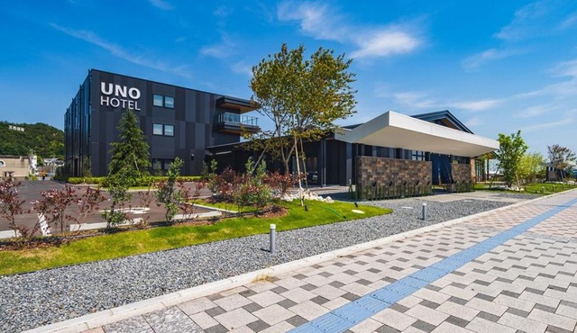 UNO HOTEL
