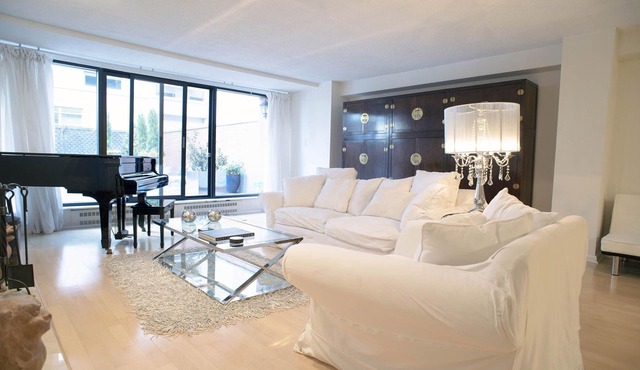 Unrivaled Location on Yorkville Ave 2000 sq.ft -1 BED. Turn key furnished