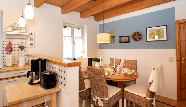 Uns moi Huus by Interhome