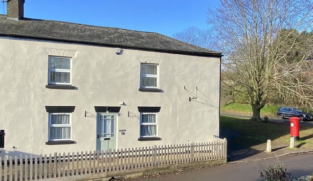 Unwind in traditional, quality accommodation in picturesque area