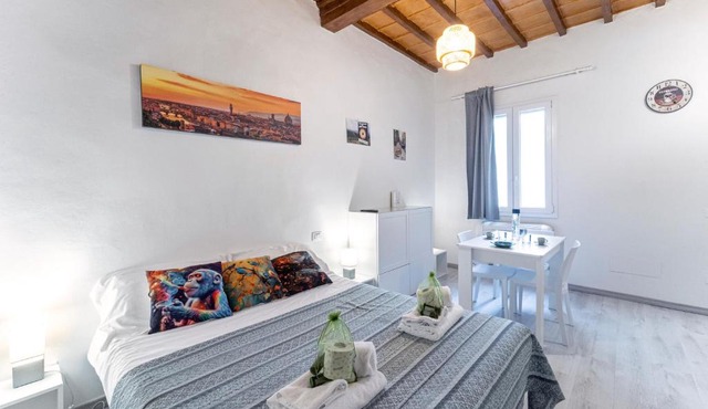 UNYCA - Modern Studio in Florence