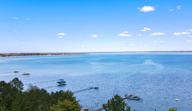Up North Resort Located on Beautiful Pelican Lake in Nisswa, MN!