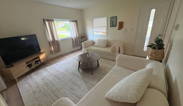 Updated 3BR Home Minutes from IU & Downtown
