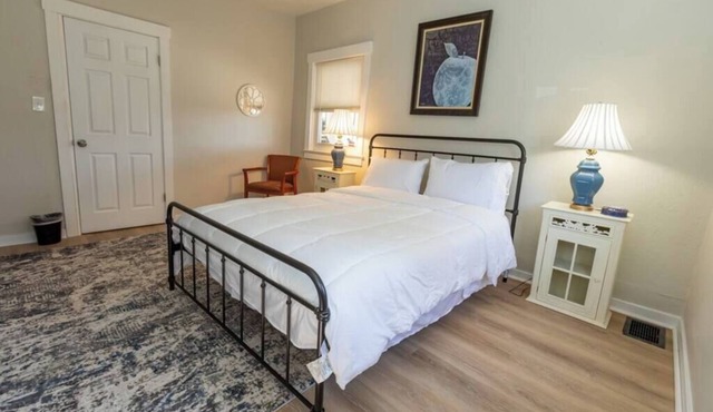 Updated & Comfy Bungalow with Parking! Easy Access