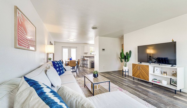 Updated Family Home w/Fenced Yard in Yakima!