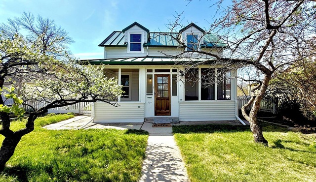 Updated Historic 3BR Near Downtown, River & Hospitals