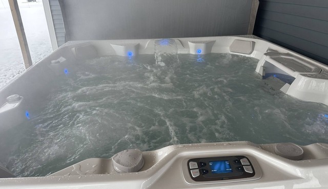 Updated Home-Hot Tub-Views-Gameroom-Firepit