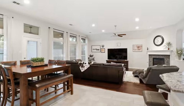 Updated Spacious Home near ATT Major international sporting event