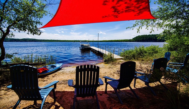 Upper Dells Riverfront/Private Dock/Kayaks/Firepit