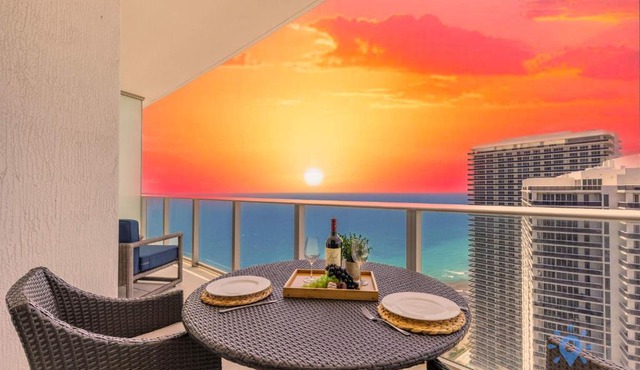 Upper Level Penthouse - Amazing Views Beach & Intracoastal