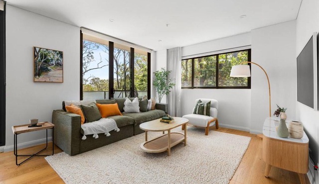 Upper North Shore Haven - A Tranquil Treetop Escape