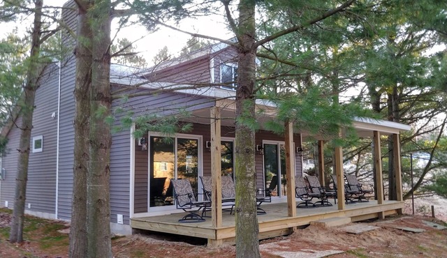 Upper Silver Lake House