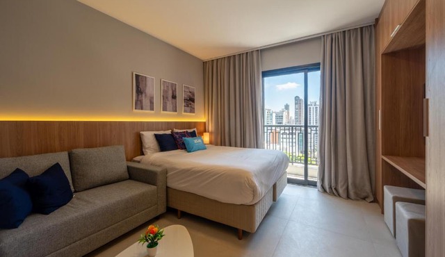 Upper West Perdizes by Xtay - Allianz Parque 500 m away: modern studio with kitchen and city view
